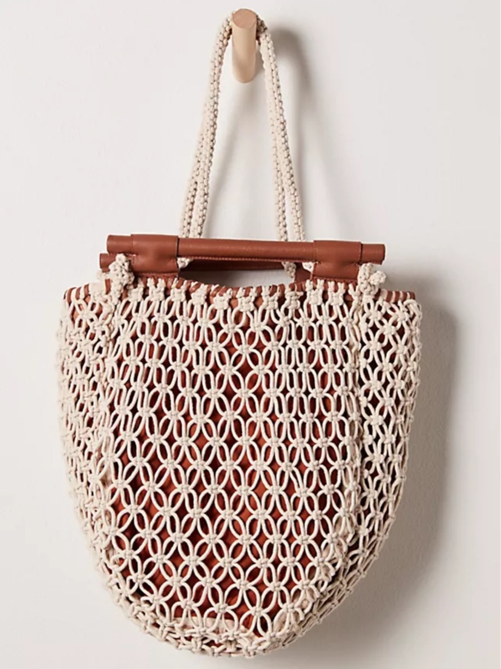 Neptunes Net Tote
NWT
Free People
COLOR- Natural